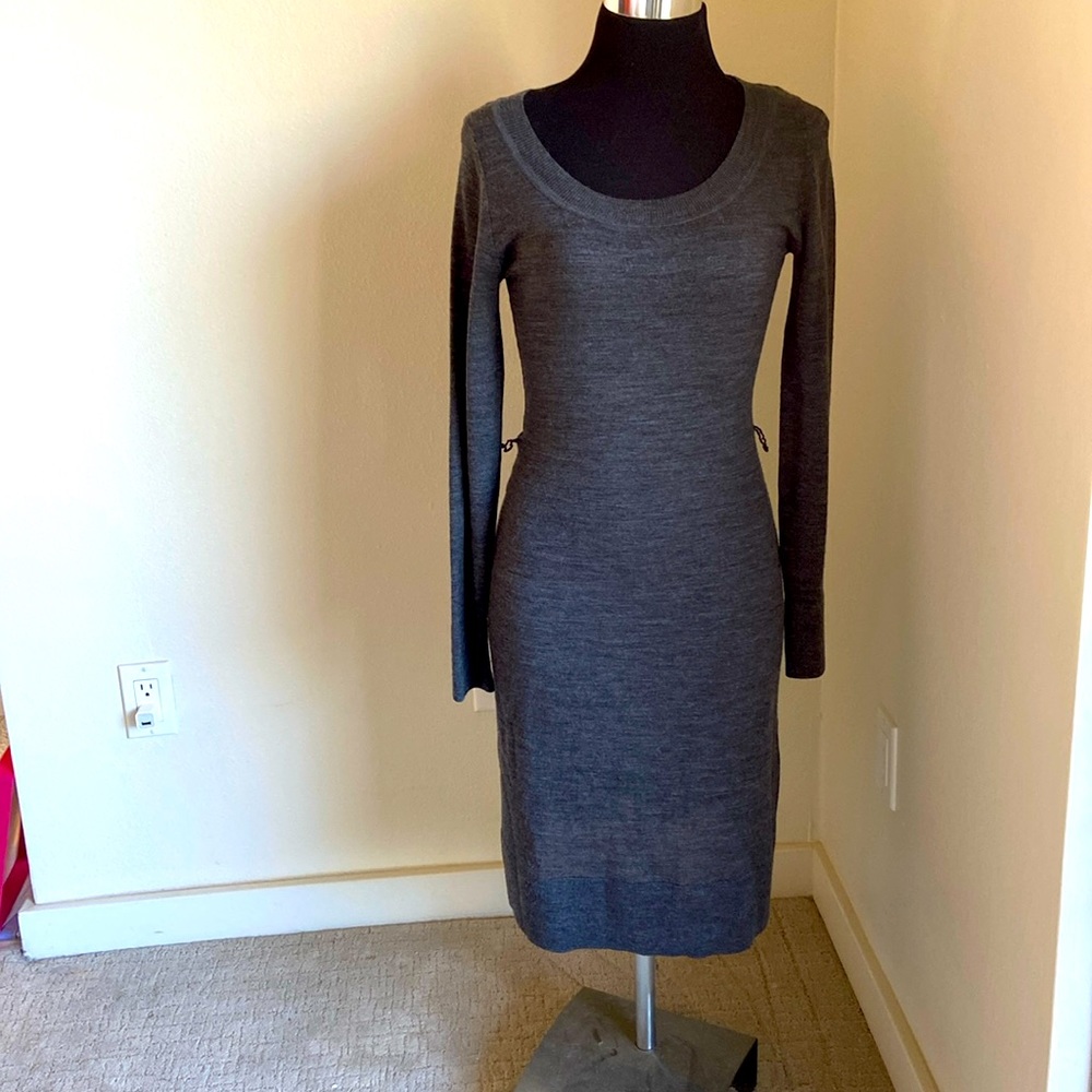 H&M knit dress midi, form fitting
